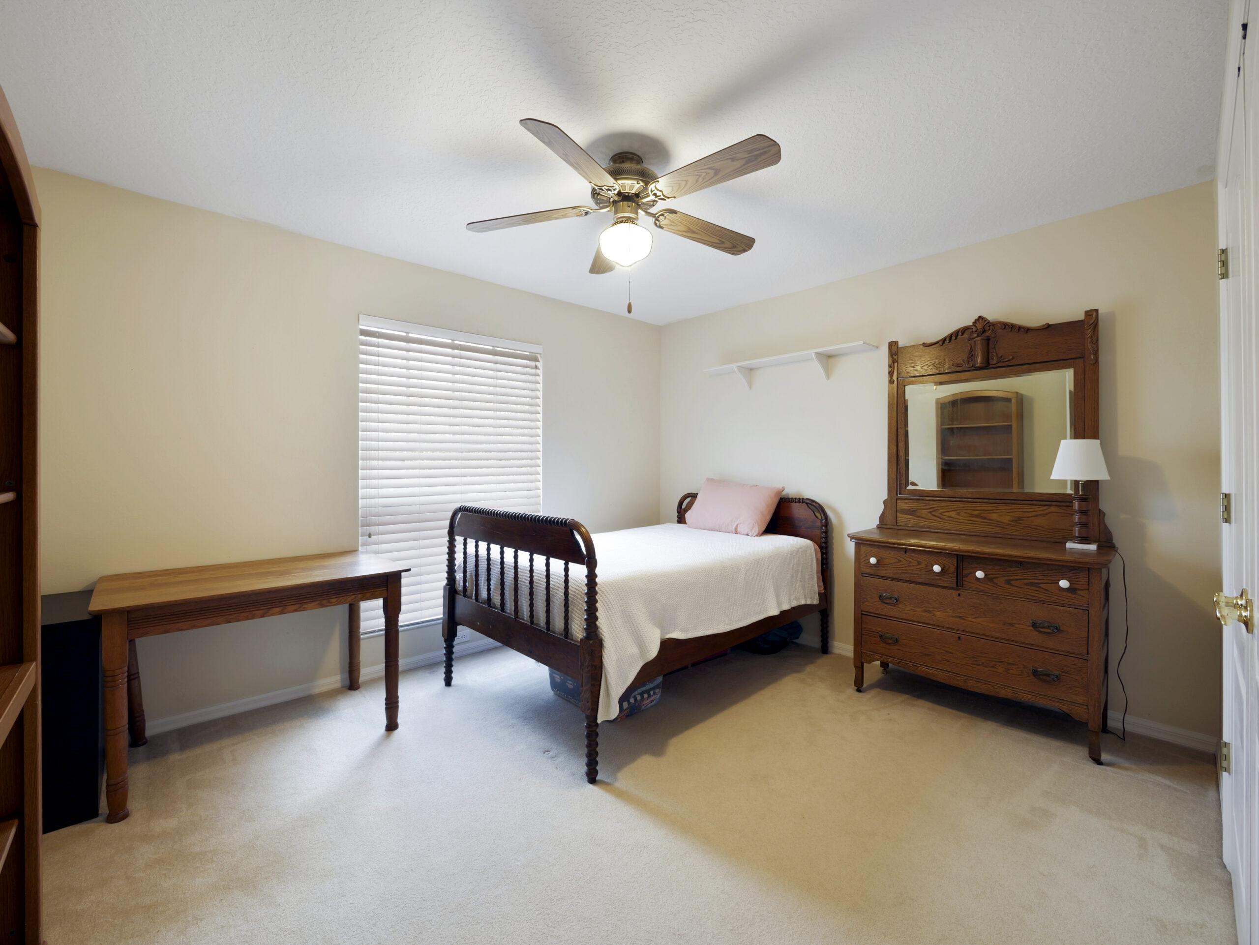 808 Palmetto Terrace in Oviedo, Fl 32765. This 5 Bedroom Pool Home Offers 3,168 Square Feet, Major Upgrades, and Top Seminole County Schools. | Luxury Orlando Homes for Sale | Daniel Wilson Remax Orlando Real Estate Expert 808 Palmetto Terrace in Oviedo, FL 32765. This 5 bedroom pool home offers 3,168 square feet, major upgrades, and top Seminole County schools.